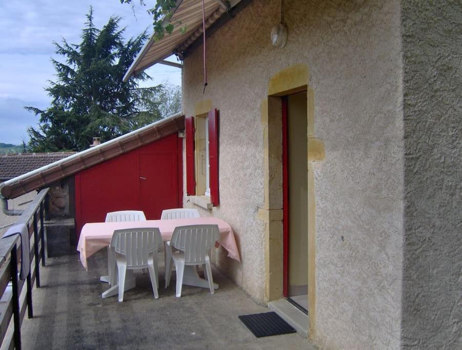 Gite Les 3 Coquelicots Coublanc  Exteriör bild
